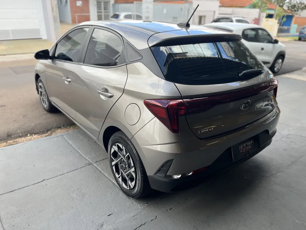 HYUNDAI HB 20 Hatch - Foto