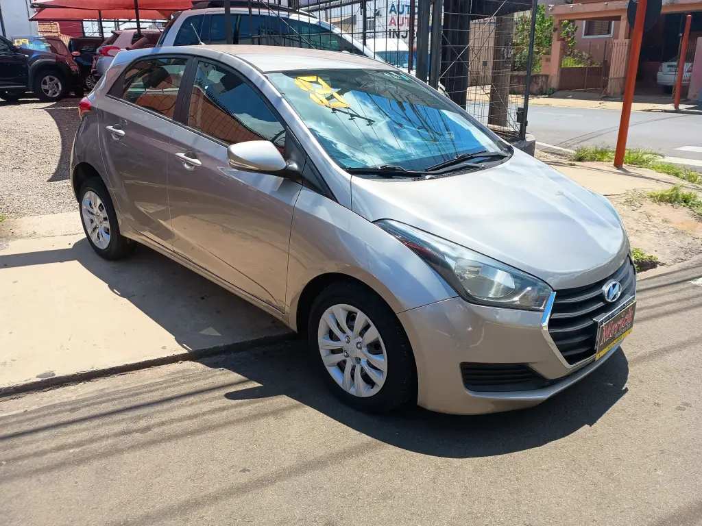 HYUNDAI HB 20 Hatch - Foto