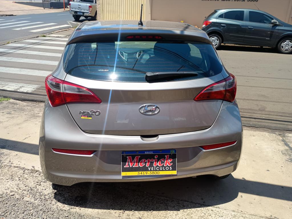 HYUNDAI HB 20 Hatch - Foto