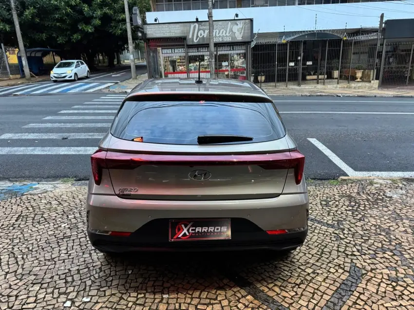 HYUNDAI HB 20 Hatch - Foto