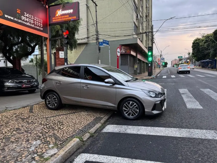 HYUNDAI HB 20 Hatch - Foto