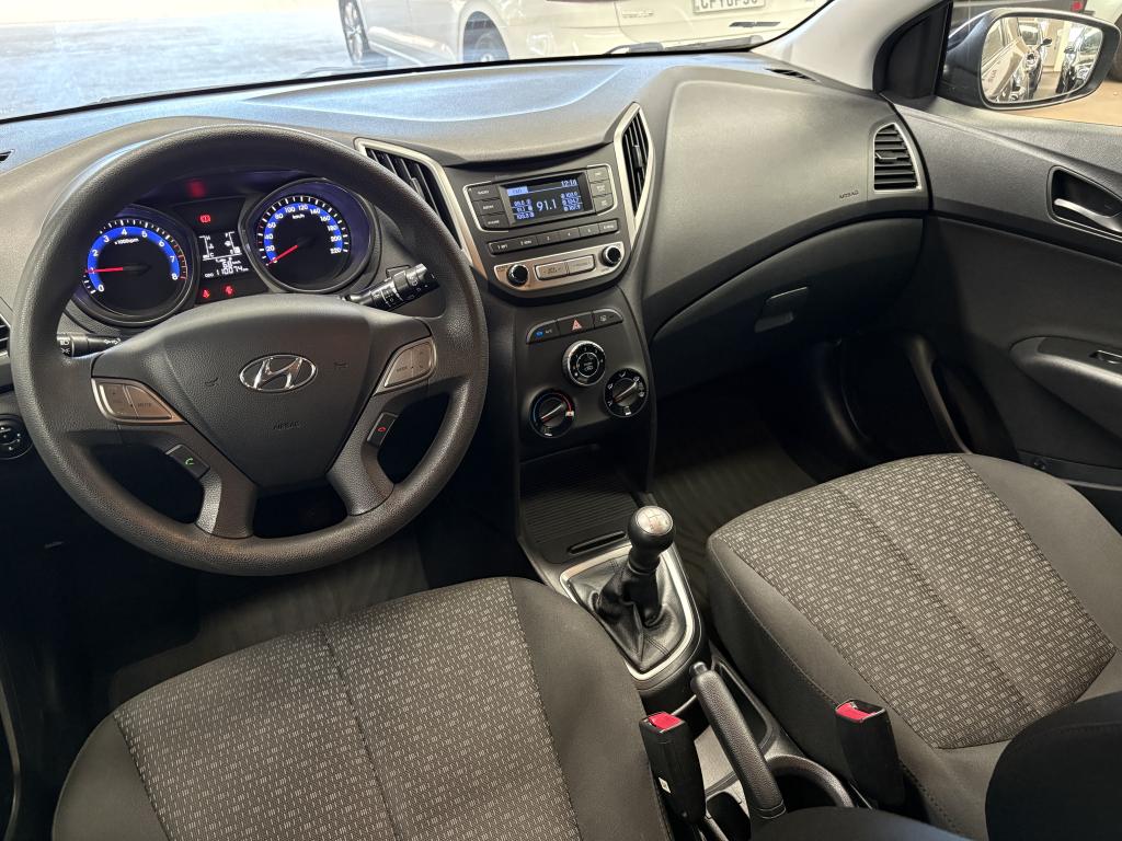 HYUNDAI HB 20 Hatch - Foto