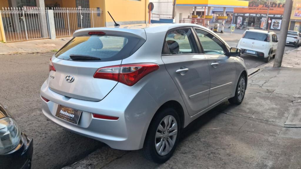 HYUNDAI HB 20 Hatch - Foto