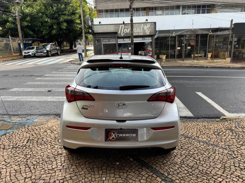HYUNDAI HB 20 Hatch - Foto