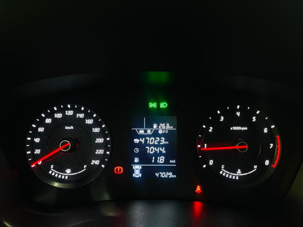 HYUNDAI HB 20 Hatch - Foto