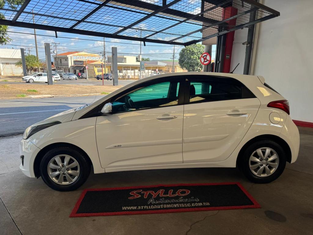 HYUNDAI HB 20 Hatch - Foto
