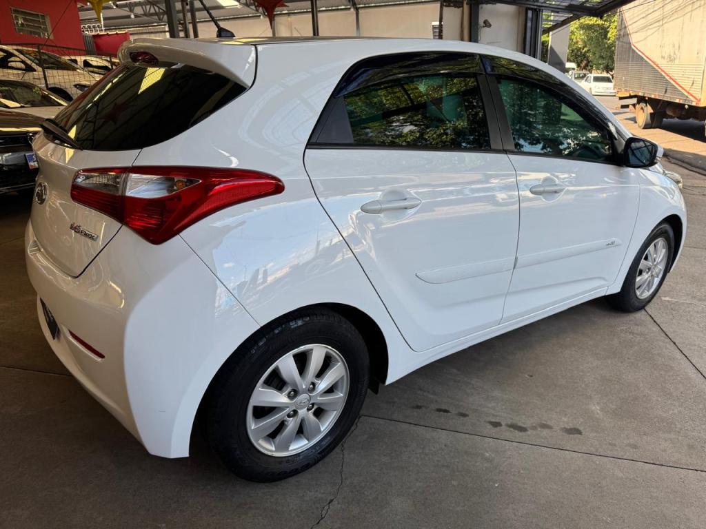 HYUNDAI HB 20 Hatch - Foto