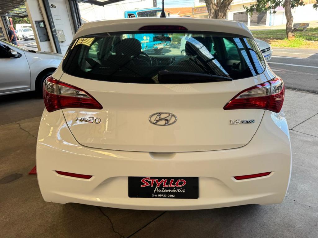 HYUNDAI HB 20 Hatch - Foto