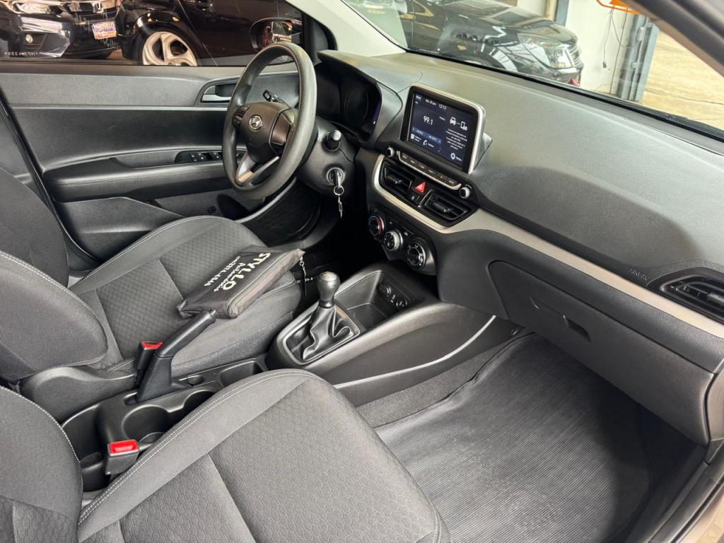 HYUNDAI HB 20 Hatch - Foto