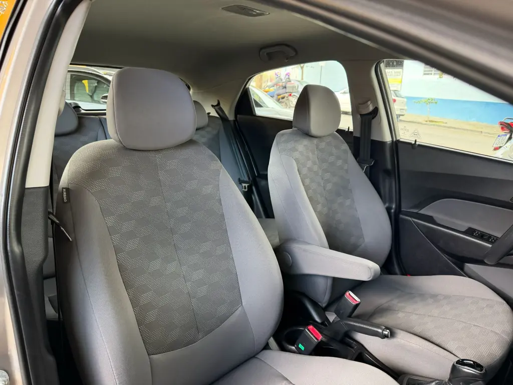 HYUNDAI HB 20 Hatch - Foto