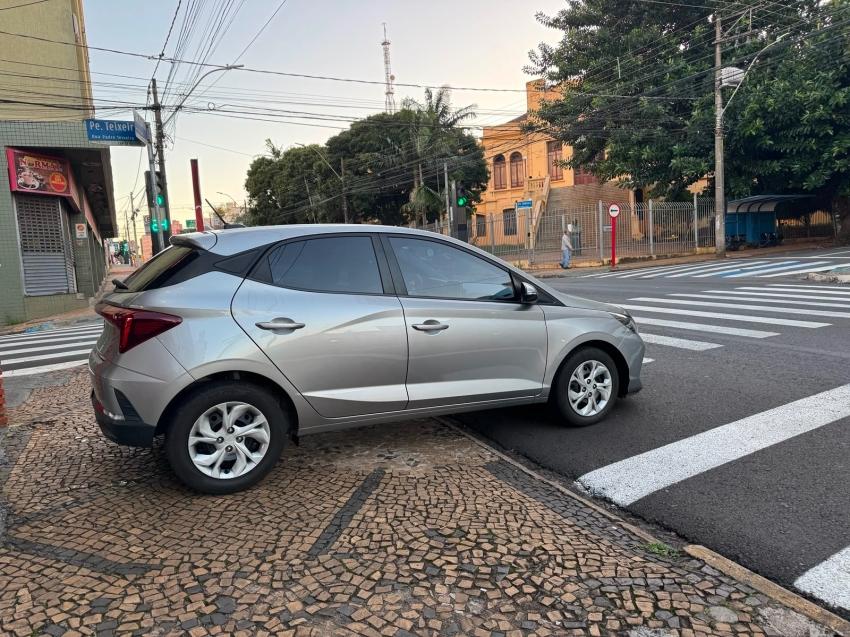 HYUNDAI HB 20 Hatch - Foto