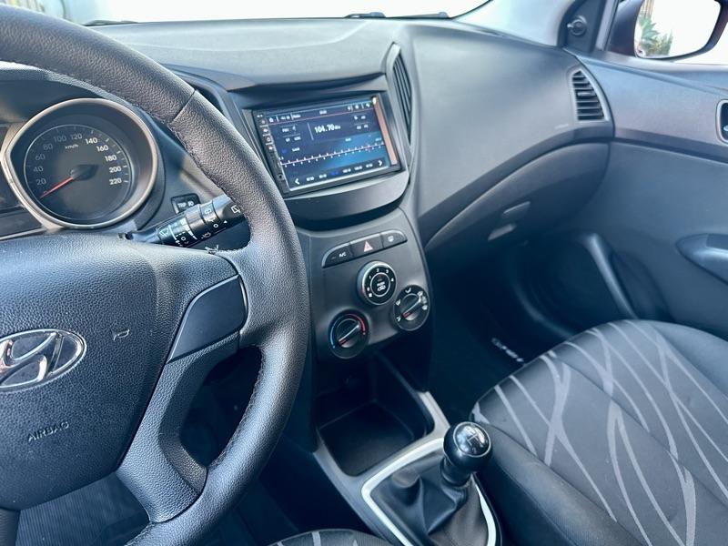 HYUNDAI HB 20 Hatch - Foto