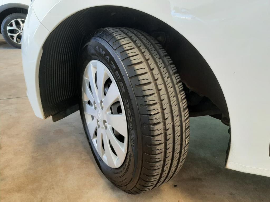 HYUNDAI HB 20 Hatch - Foto