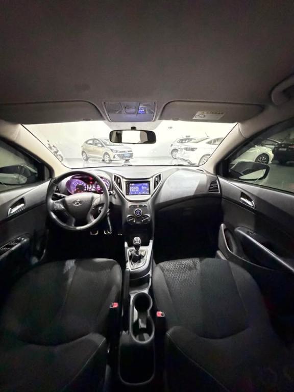 HYUNDAI HB 20 Hatch X - Foto