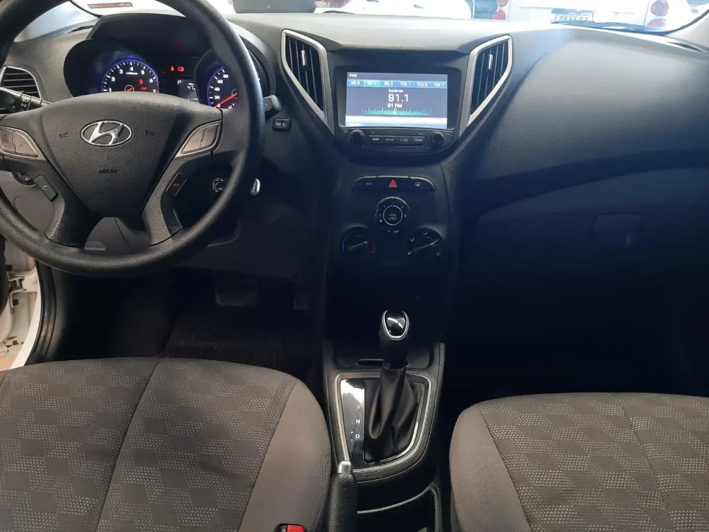 HYUNDAI HB 20 Sedan - Foto