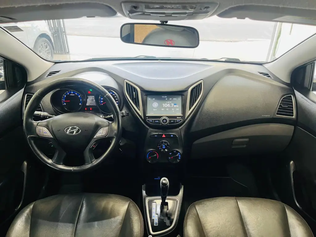 HYUNDAI HB 20 Sedan - Foto