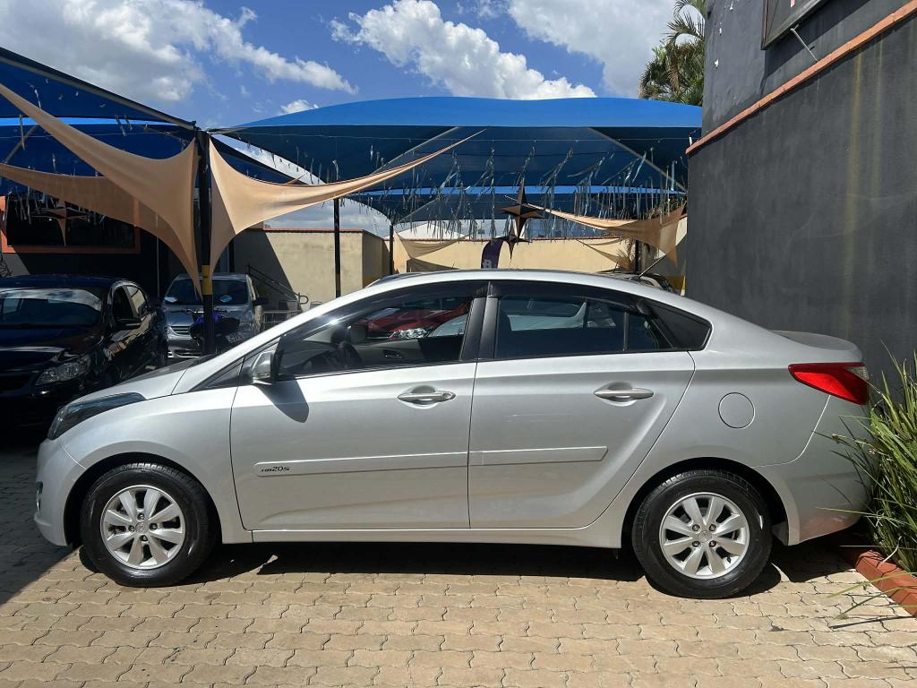 HYUNDAI HB 20 Sedan - Foto