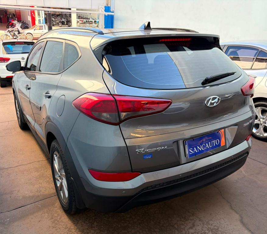HYUNDAI Tucson - Foto