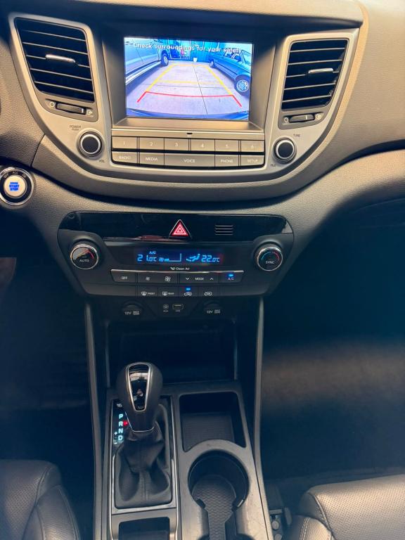HYUNDAI Tucson - Foto