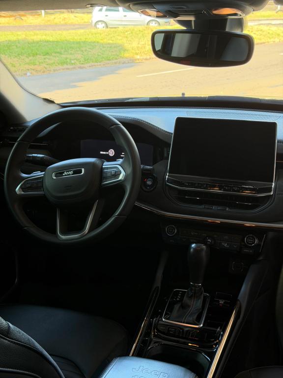 JEEP Commander - Foto