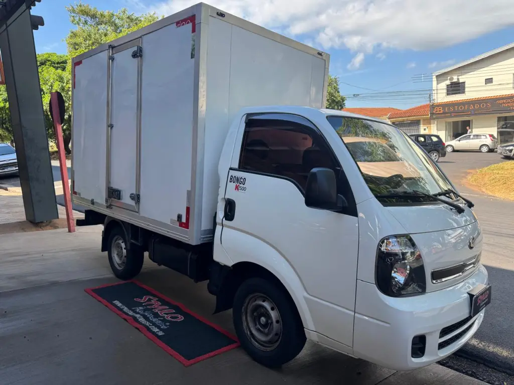 KIA Bongo - Foto