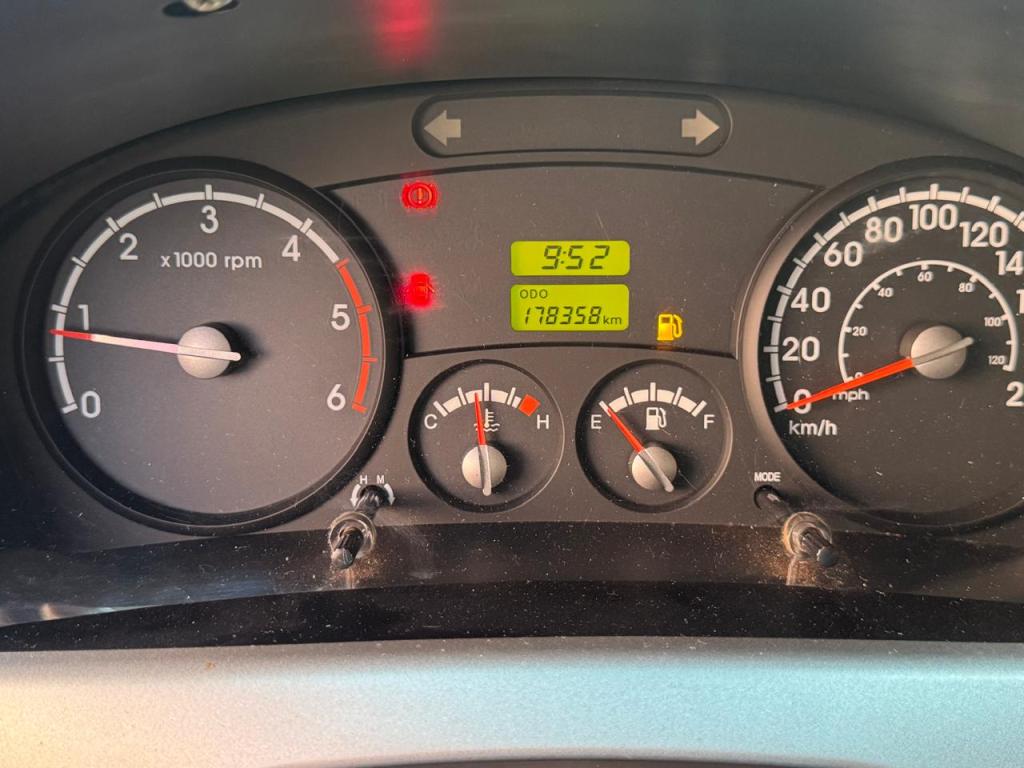KIA Bongo - Foto