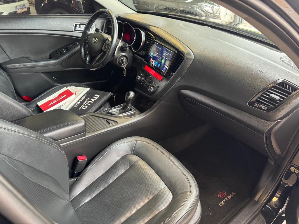 KIA Optima - Foto