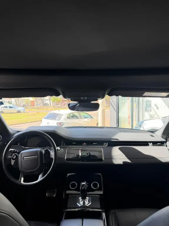 LAND ROVER Range Rover Velar - Foto