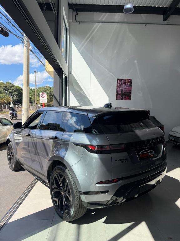 LAND ROVER Range Rover Velar - Foto