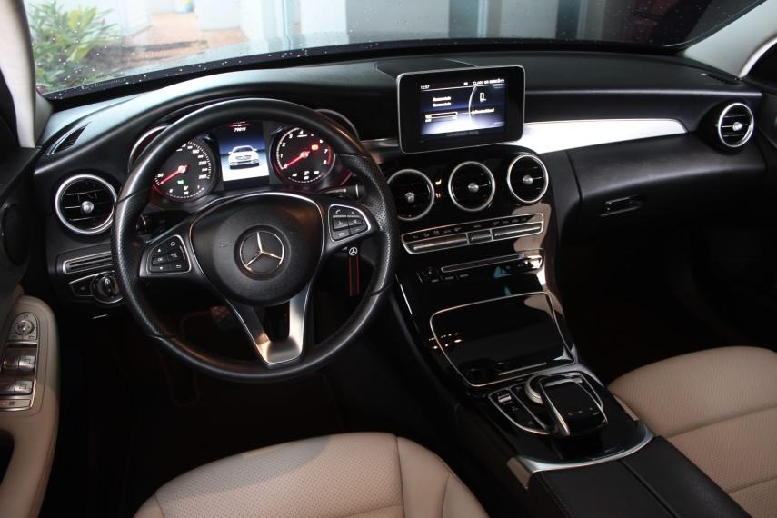MERCEDES-BENZ C 180 - Miniatura