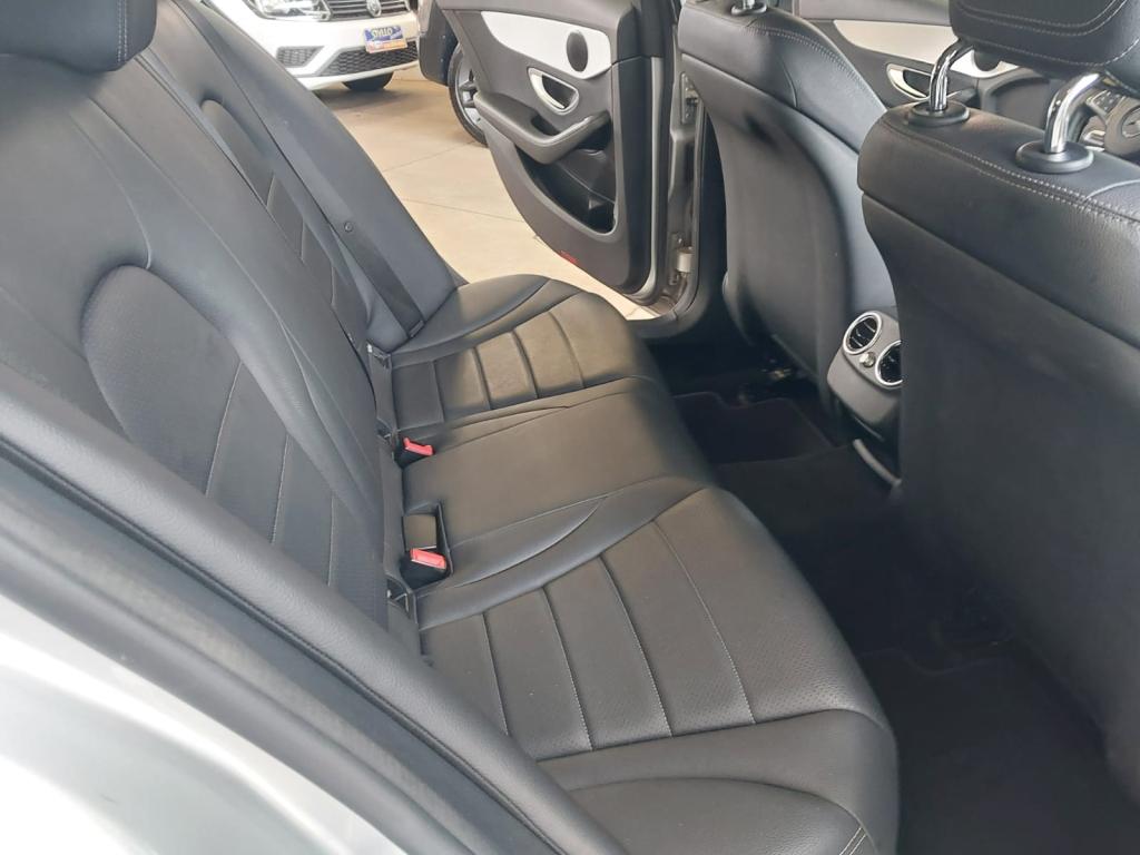 MERCEDES-BENZ C 180 - Foto