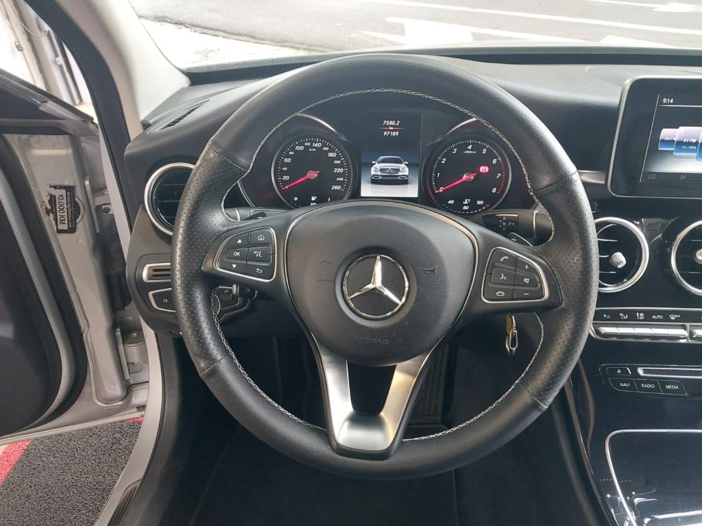 MERCEDES-BENZ C 180 - Foto