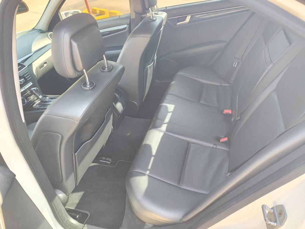 MERCEDES-BENZ C 180 - Foto