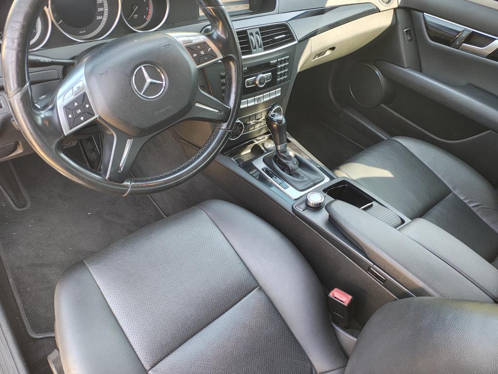 MERCEDES-BENZ C 180 - Foto