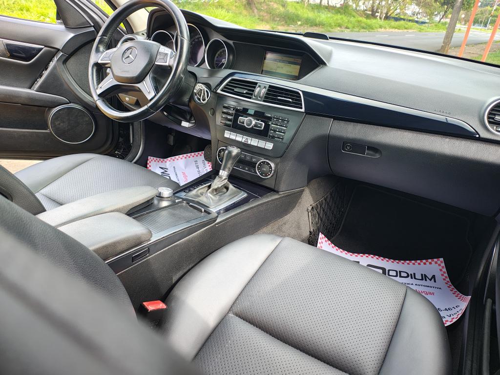 MERCEDES-BENZ C 180 - Foto