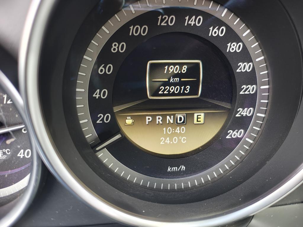 MERCEDES-BENZ C 180 - Foto