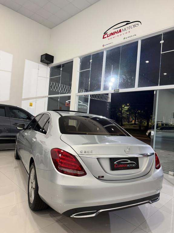 MERCEDES-BENZ C 200 - Foto