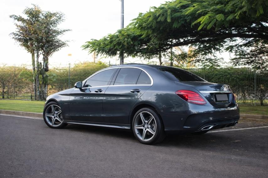 MERCEDES-BENZ C 250 - Foto