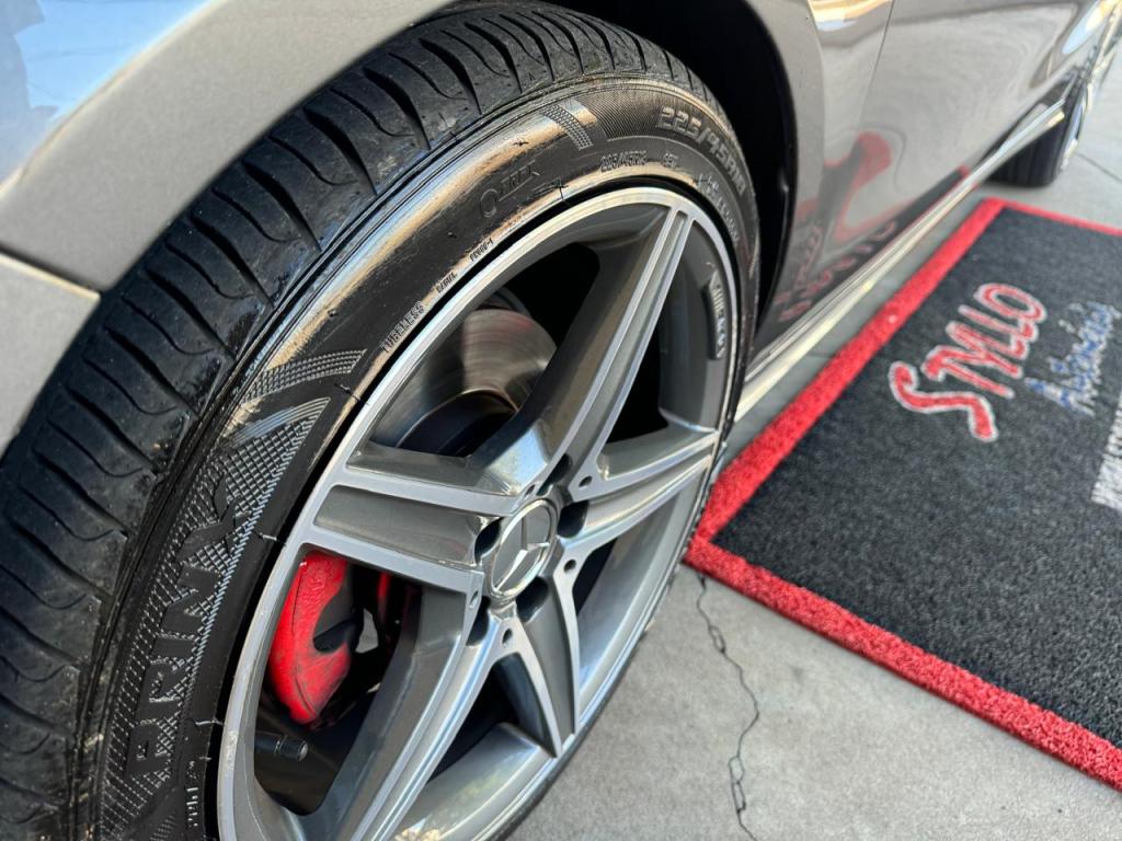 MERCEDES-BENZ CLA 200 - Foto