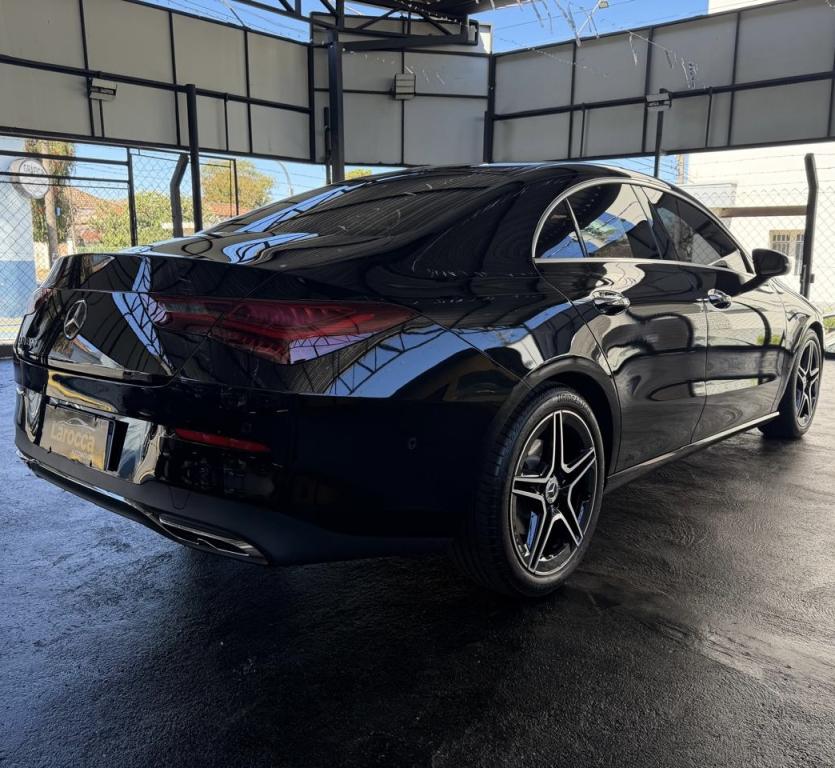 MERCEDES-BENZ CLA 200 - Foto