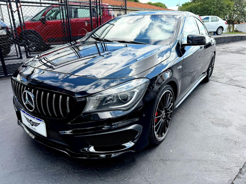 MERCEDES-BENZ CLA 45 AMG - Foto