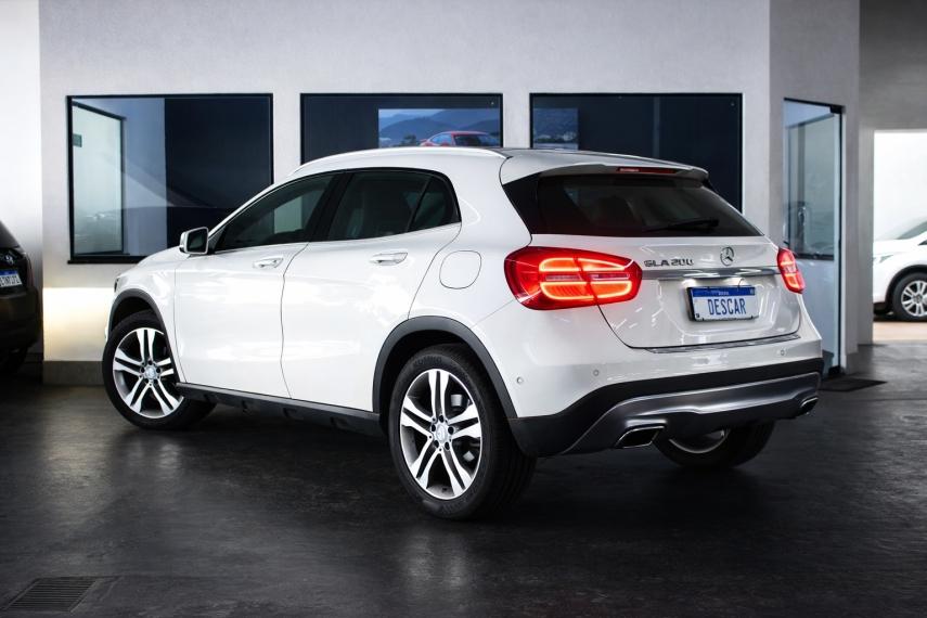 MERCEDES-BENZ GLA 200 - Foto