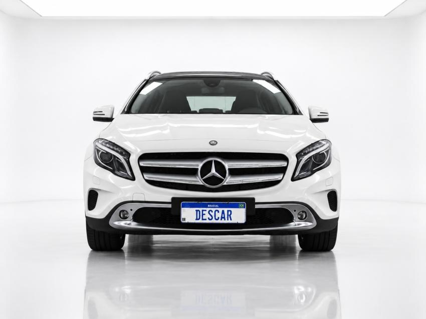 MERCEDES-BENZ GLA 200 - Foto