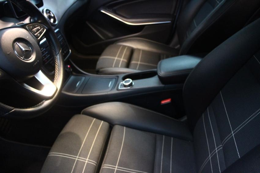 MERCEDES-BENZ GLA 200 - Foto