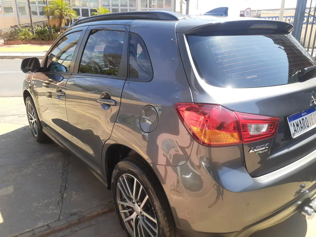 MITSUBISHI ASX - Foto