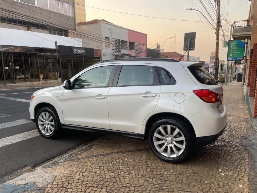 MITSUBISHI ASX - Foto