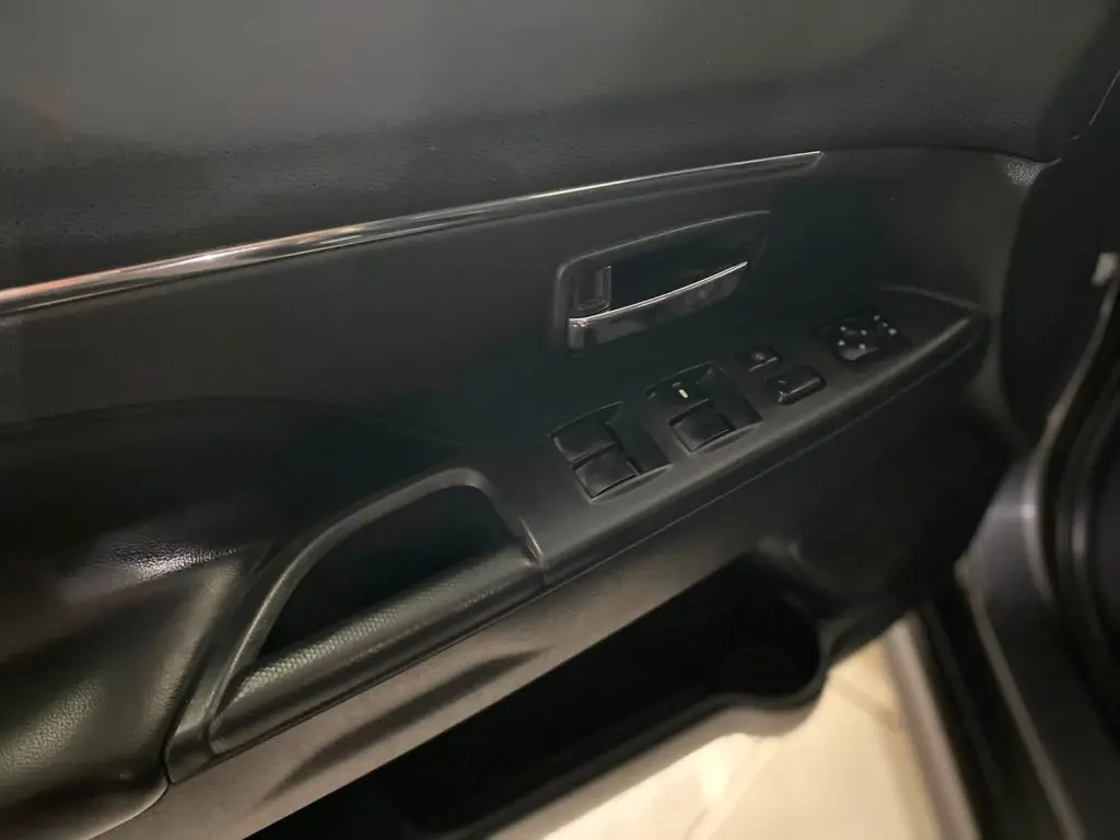 MITSUBISHI ASX - Foto