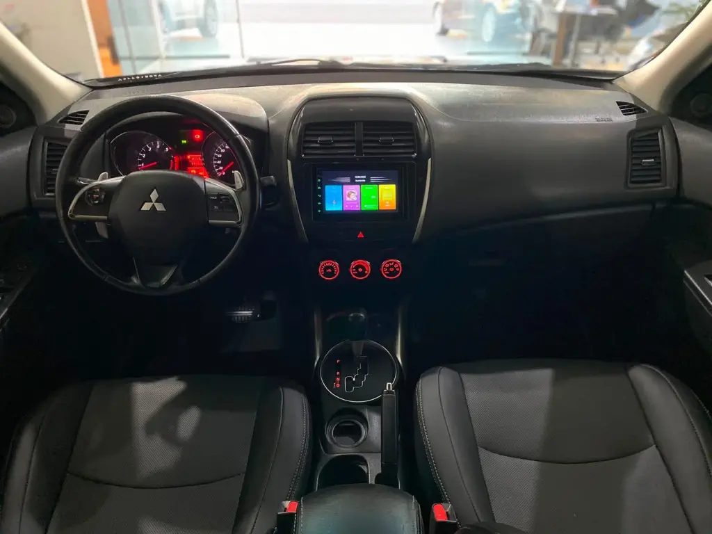 MITSUBISHI ASX - Foto