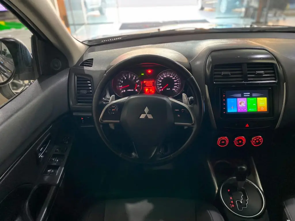 MITSUBISHI ASX - Foto