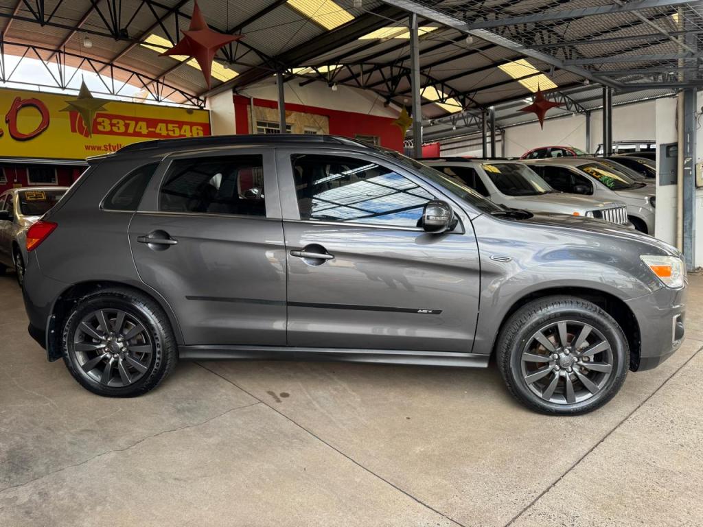 MITSUBISHI ASX - Foto
